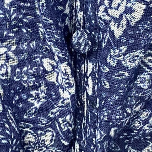 Parker Blue Floral Ruffled Cold Shoulder Blouse NEW Size Small - Picture 5 of 6